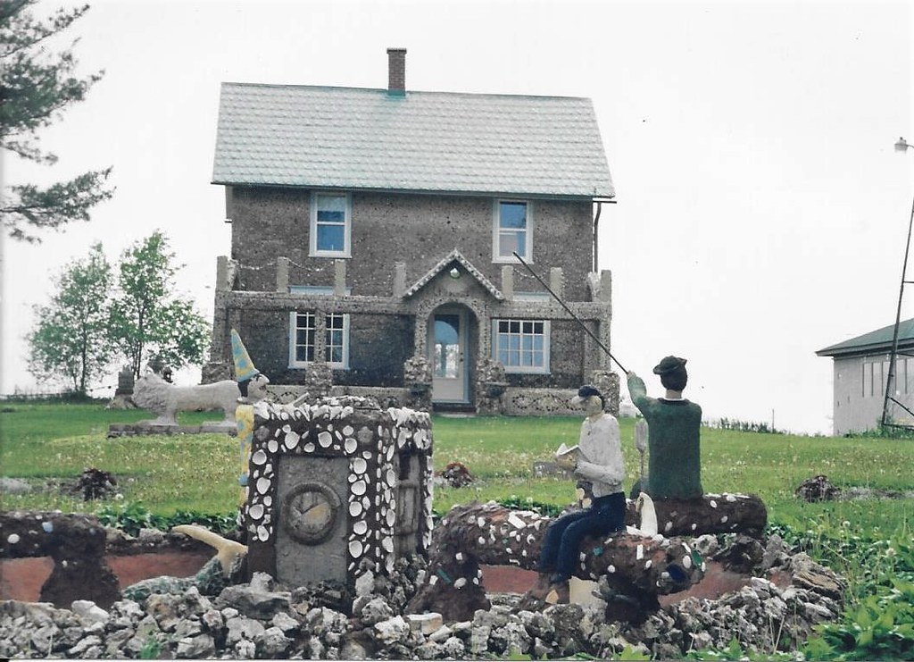 Grandview, Hollandale, WI "Outsider" Art and Architecture,… Flickr