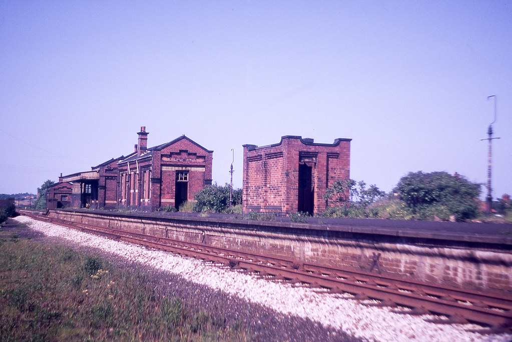 Whetstone station on the GC main line, Leicestershire, in … Flickr