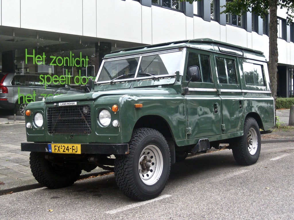 1980 LANDROVER 109" Series III StaWag V8 4x4 The official… Flickr