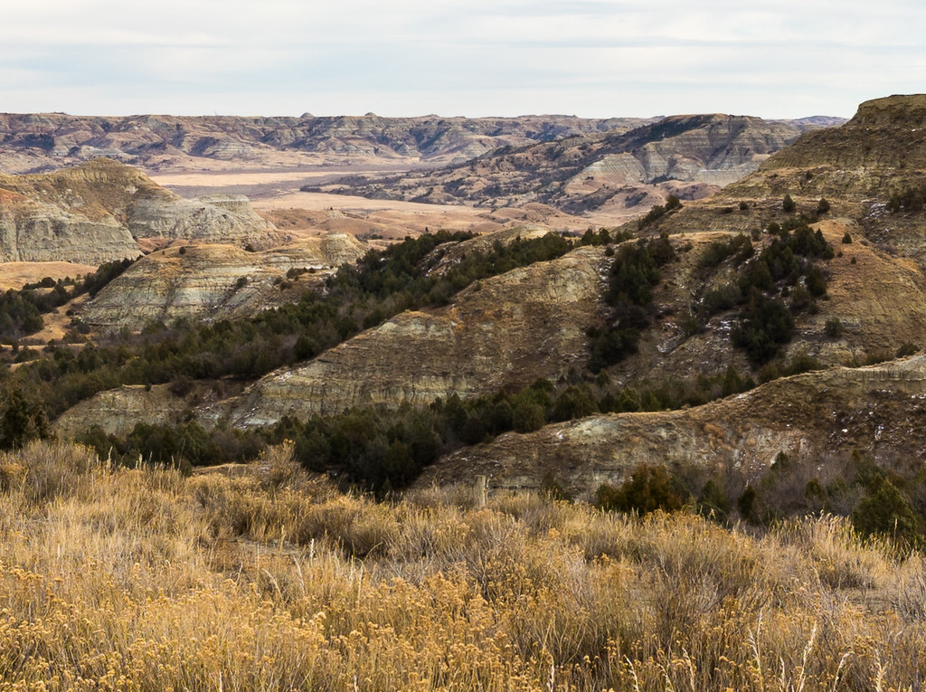 North Dakota Badlands A scene from ND 22 where it crosses … Flickr