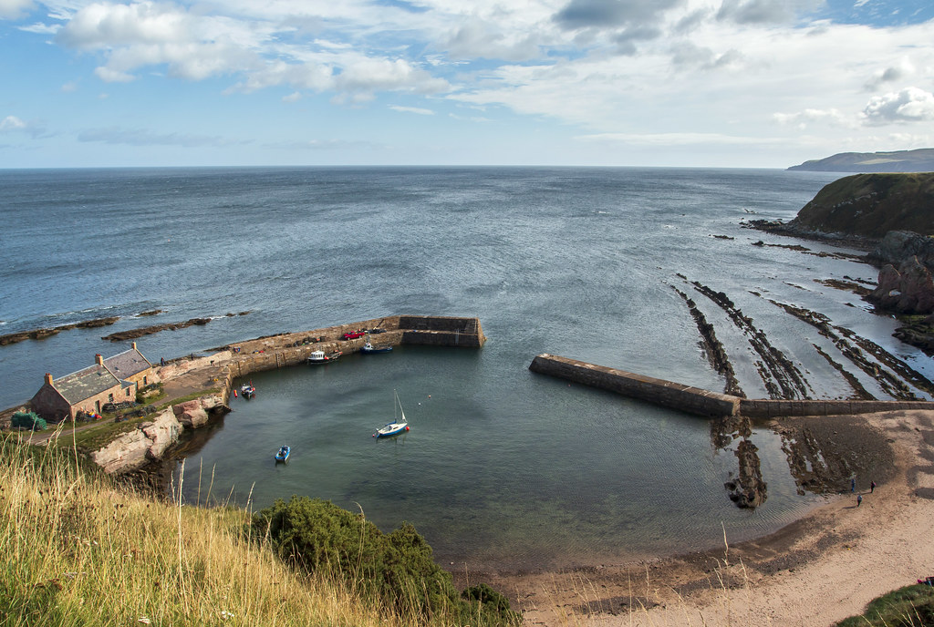 Cove Harbour Cove, Berwickshire, Scotland. Dave Cleghorn Flickr