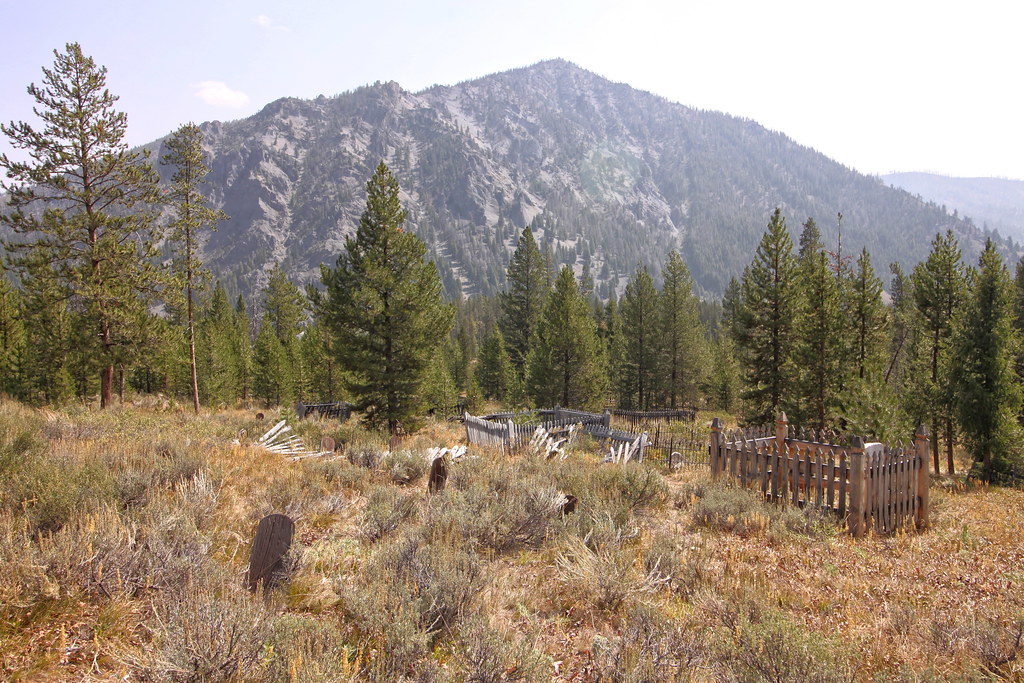 custer county idaho bonanza cemetery near the ghost towns … Flickr