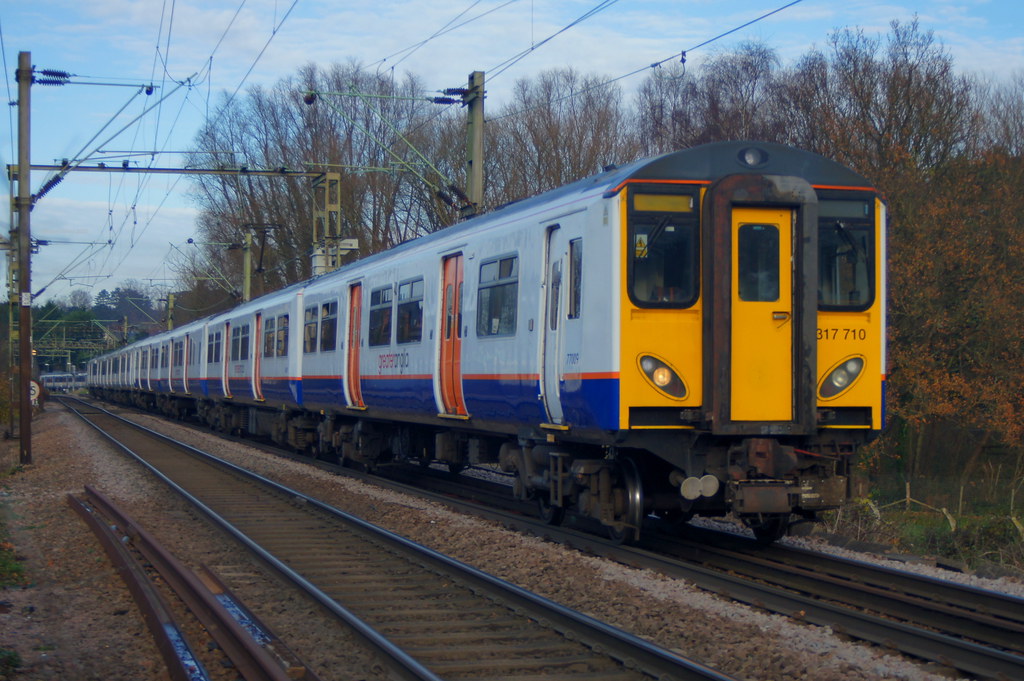 Reprieved 317710 2S33 Twyford Road Stortford 26/1… Flickr