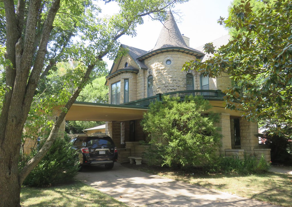 Oldham House (El Dorado, Kansas) Located at 321 South Denv… Flickr