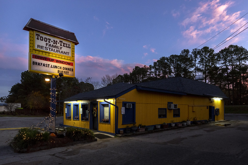 TootNTell Family Restaurant, Garner, NC 903 W Garner Rd.… Flickr