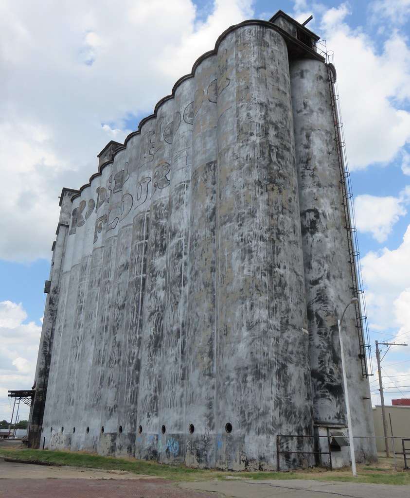 Ponca City Milling Company Elevator (Ponca City, Oklahoma)… Flickr
