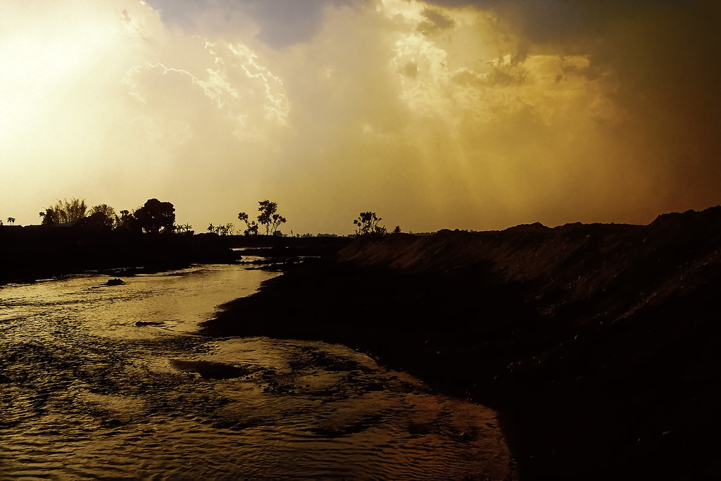 Weather changing in the Terai Hubert Streng Flickr