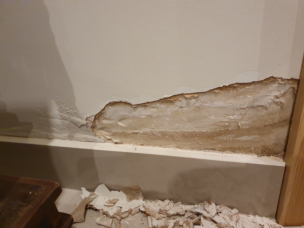 Patch repair damaged plasterboard DIYnot Forums