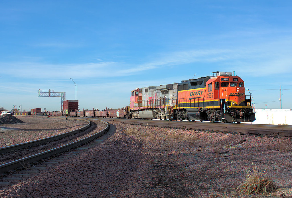BNSF 2595, Havelock,NE The Havelock job is switching the s… Flickr