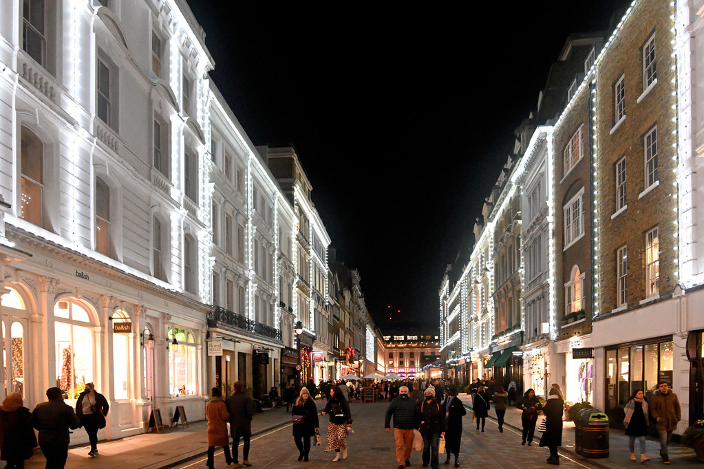 DSC_2131_ London Christmas Lights 2020 Covent Garden jhellender