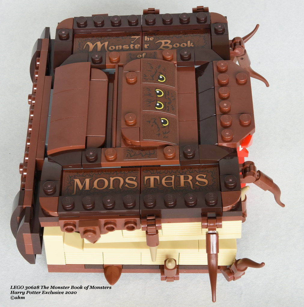 LEGO 30628 The Monster Book of Monsters LEGO 30628 The Mon… Flickr