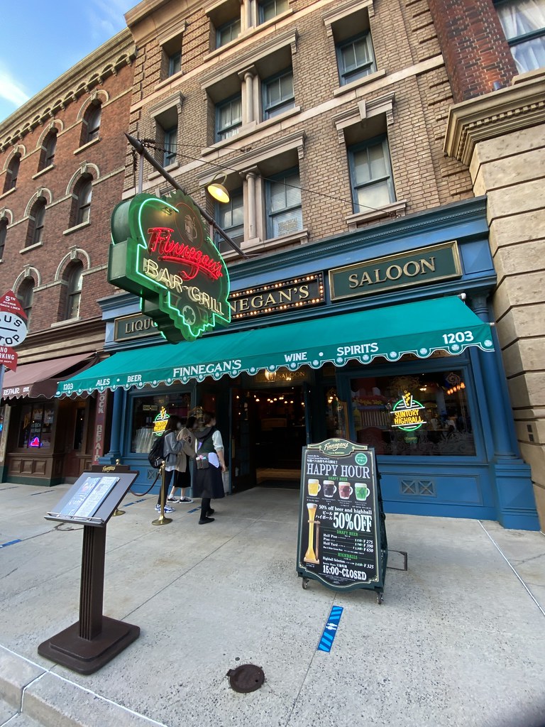 finnegans bar and grill nochi5 Flickr