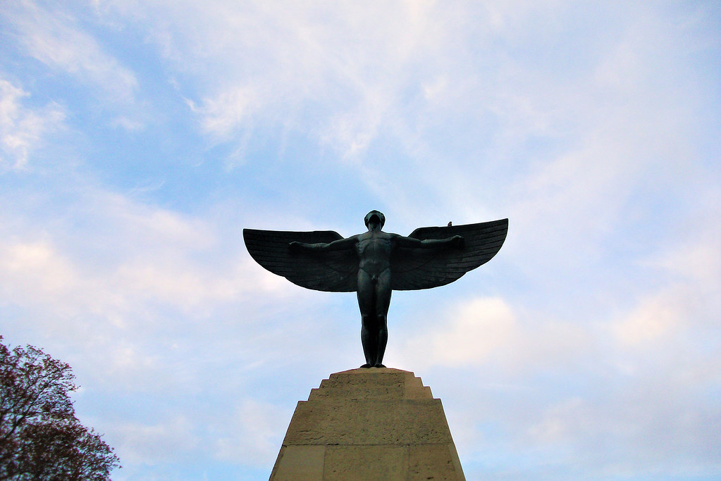 오토 릴리엔탈 (Otto Lilienthal) Park, Berlin Myung Joe Flickr