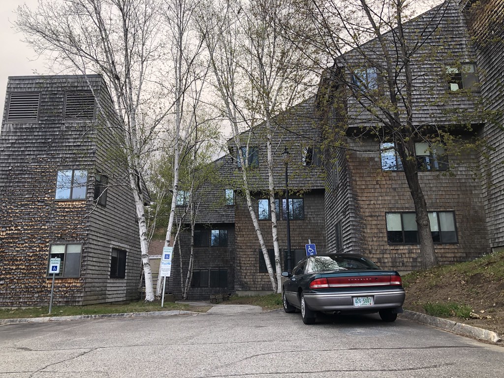 Plymouth State White Mountain Apt. Complex (1990) 1994 Chr… Flickr