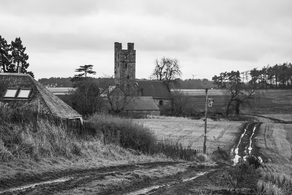 Lundin Tower Lundin Tower, as it became known, was once pa… Flickr