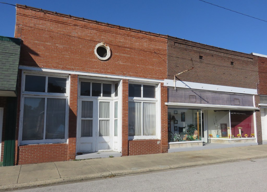Storefront Block (Hutsonville, Illinois) Hutsonville, Illi… Flickr