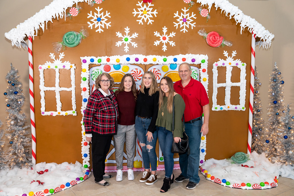 Christmas Eve 2020 4pm (Family Photos)04754 Bay Life Church Flickr