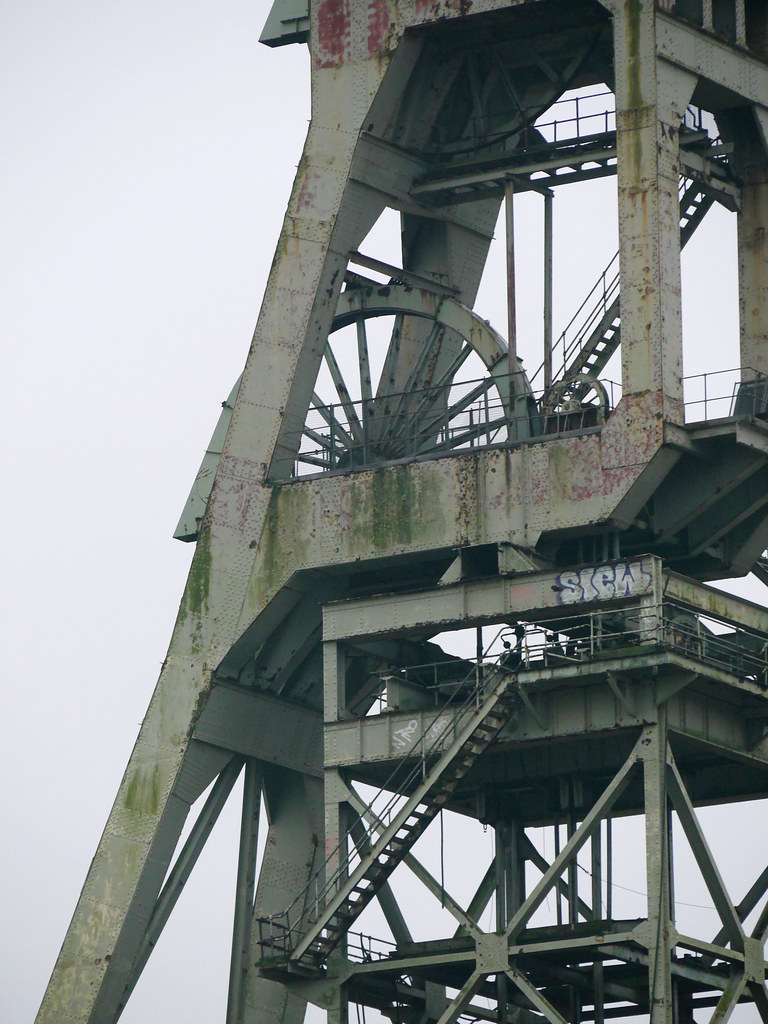 Clipstone Headstocks Kyle Emmerson Flickr