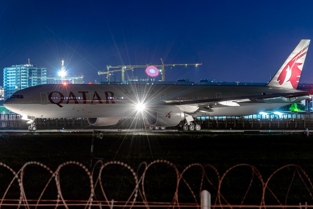 Qatar Airways Boeing 7773DZ(ER) / A7BEE Manila Flickr