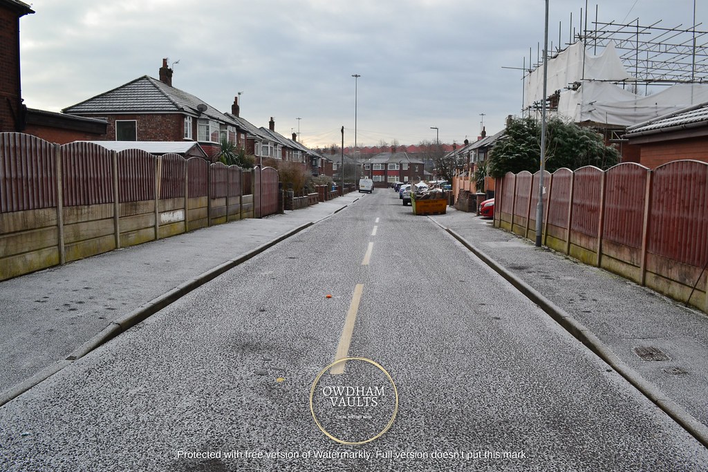 OV900200H How is Ashton Crescent in Chadderton named? Flickr