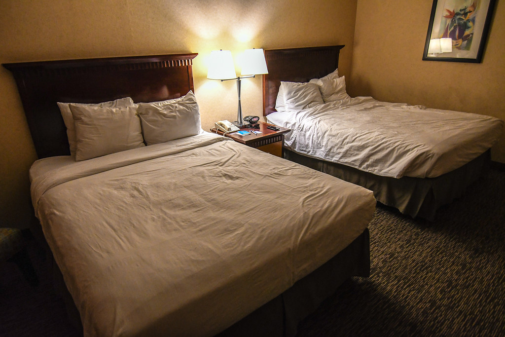 Disneyland Good Neighbor Hotel Review Portofino Inn & Suites Anaheim