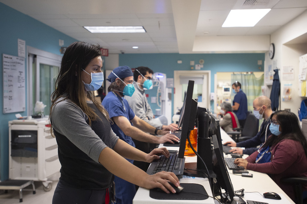 LAC+USC Medical Center Covid19 ICU Ward LAC+USC Medical C… Flickr