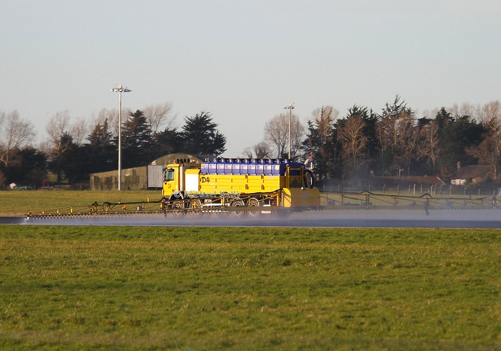 DeIcing the runway 8th January 2021., Dublin Airport, Ire… Michael