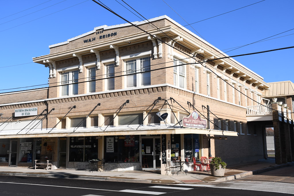 W.A. Harrison Building (Wharton, Texas) Historic 1913 W.A.… Flickr