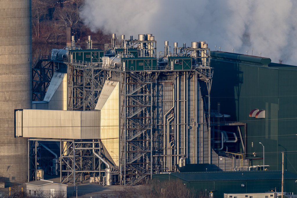 Elevation of McLaughlin Dr, New Kensington, PA, USA Topographic Map