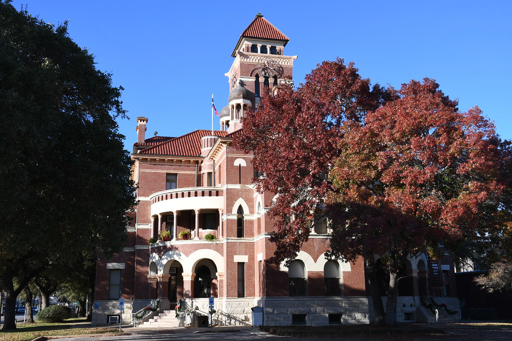 Gonzales County Courthouse (Gonzales, Texas) Historic 1896… Flickr