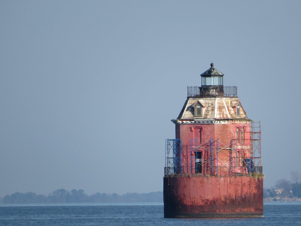 Sandy Point Lighthouse Lighthouse in the Chesapeake bay Ma… Flickr