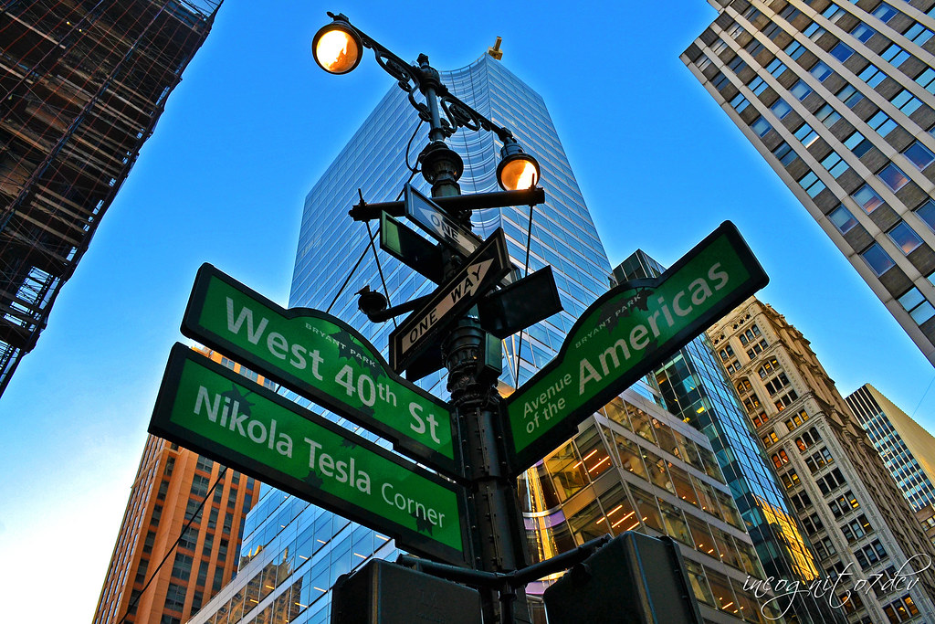 Street Signs on Avenue of the Americas 6th Ave + 7 Bryant … Flickr