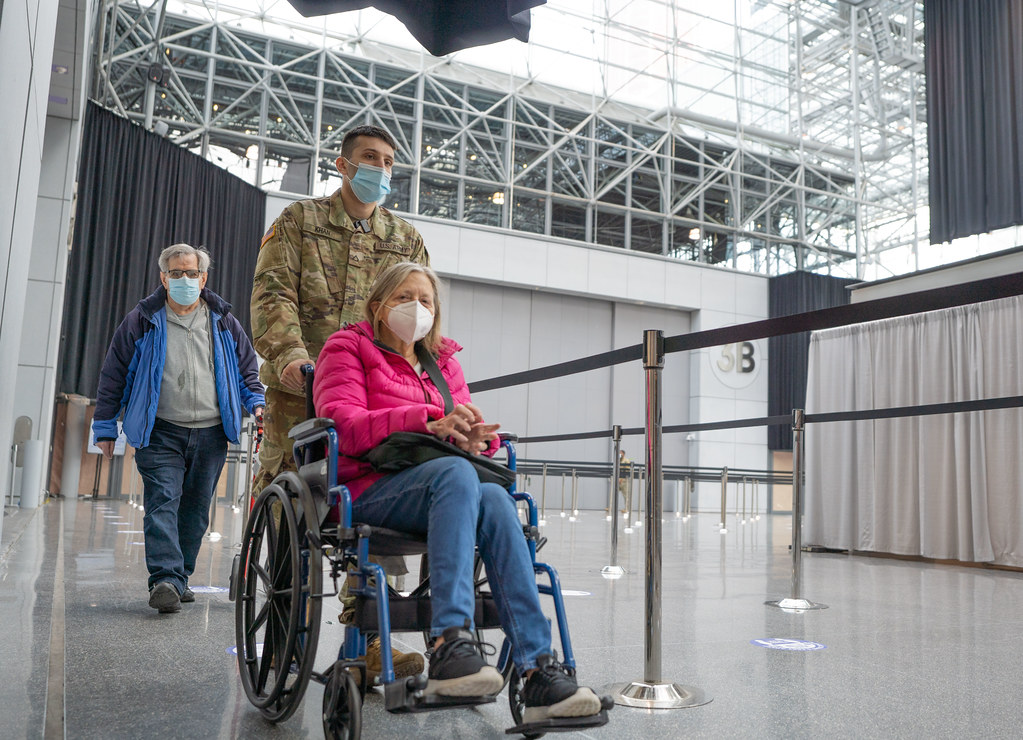 New York residents receive COVID19 vaccines U.S. Army Spc… Flickr