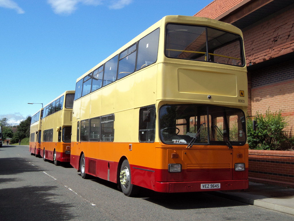 Stephensons of Easingwold 8003 VEZ9645 Seen here at Clifto… Flickr