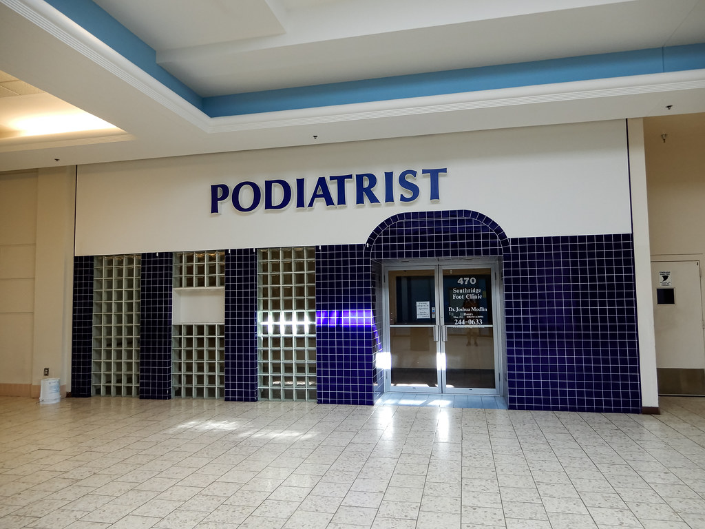 A Closed Podiatrist "Southridge Mall" Des Moines, IA Flickr