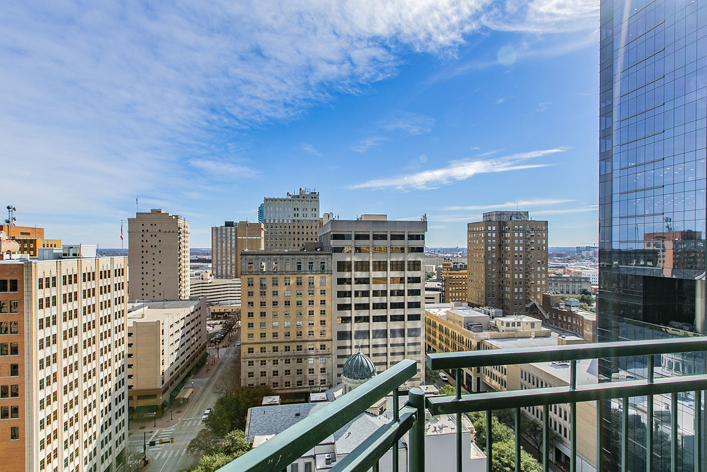 1340918 500 Throckmorton Street Fort Worth, TX 76102 Brent Eckley Flickr