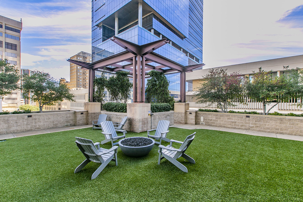 1340932 500 Throckmorton Street Fort Worth, TX 76102 Brent Eckley Flickr