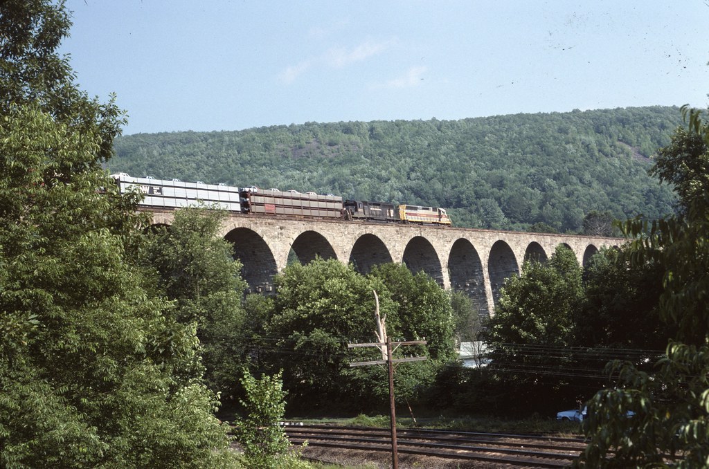 EL Lanesboro,PA Conrail 4142 Flickr
