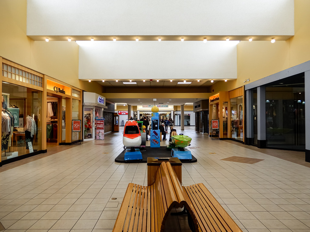 Hallway View "Conestoga Mall" Grand Island, NE Dblackwood Flickr