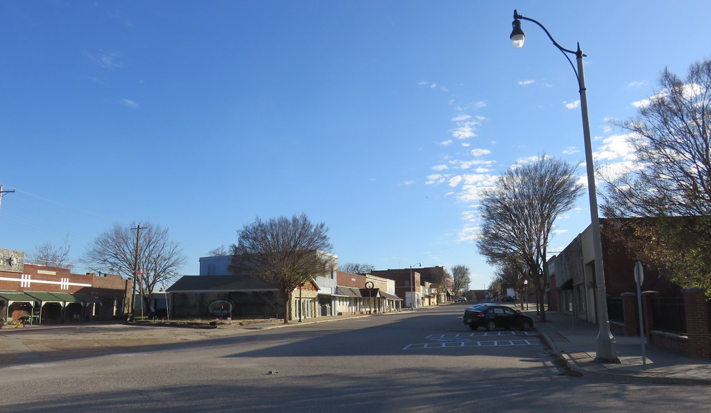 Downtown Wewoka, Oklahoma Wewoka, Oklahoma is a small town… Flickr