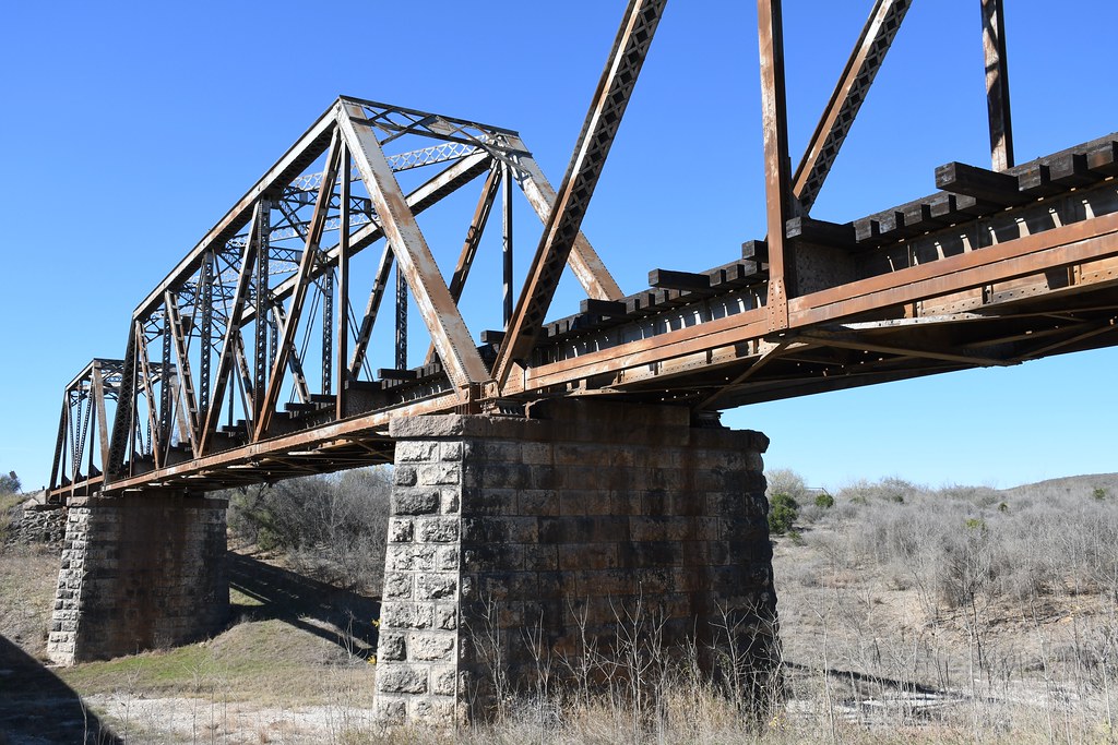 UPRR Dry Frio River Bridge (Uvalde County, Texas) Historic… Flickr
