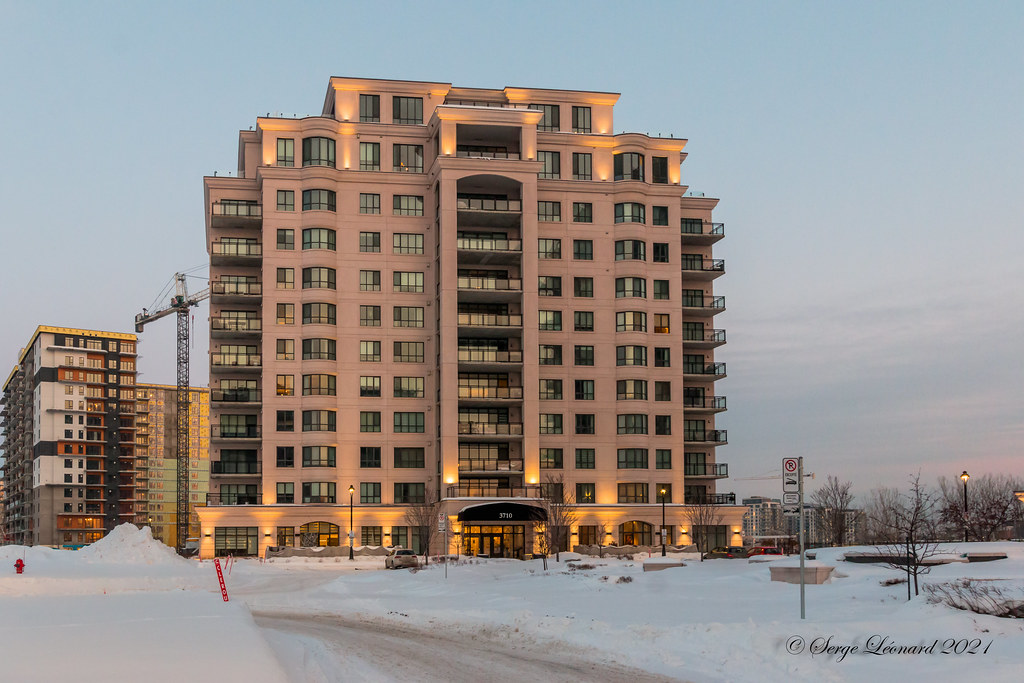 210209 Les édifices du boulevard SaintElzéar Ouest Lava… Flickr