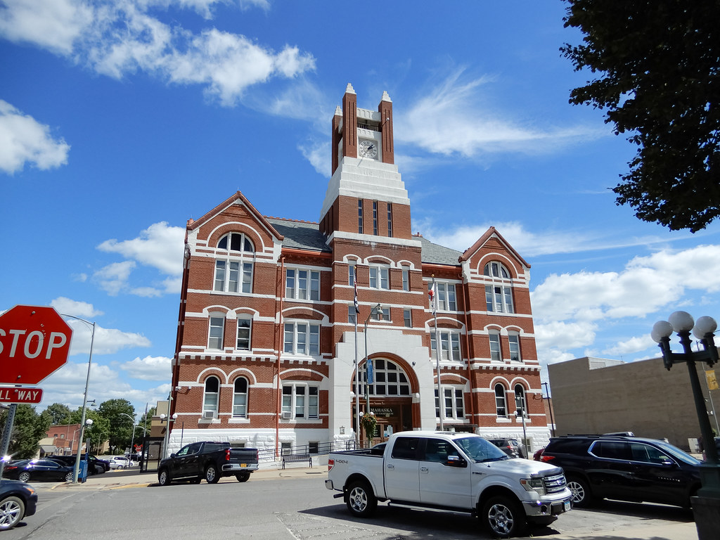 Mahaska County Courthouse Oskaloosa, IA The Mahaska Coun… Flickr