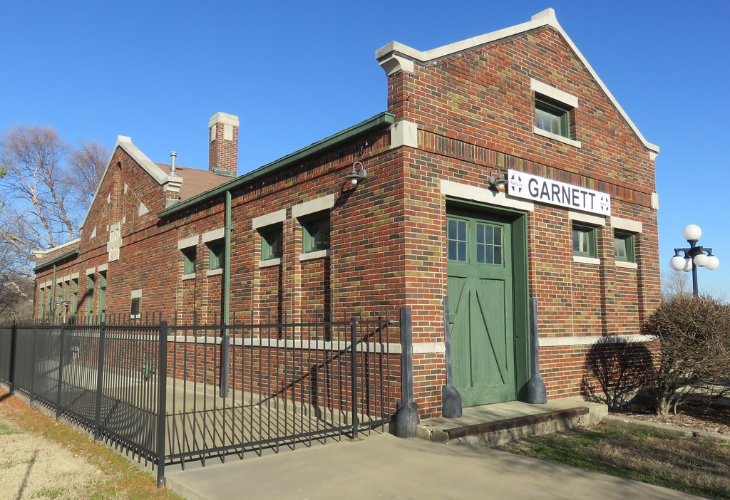 Old Santa Fe Railroad Depot Kansas) Built in 193… Flickr