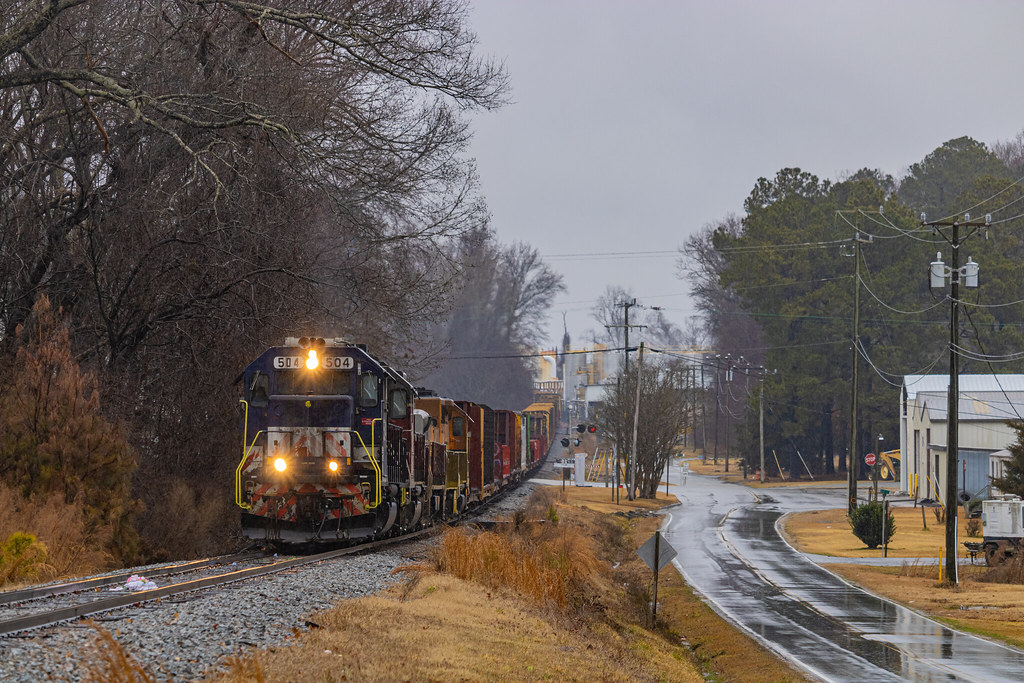 Pulling Through The Storm NCVA heads south at Severn, NC w… Flickr