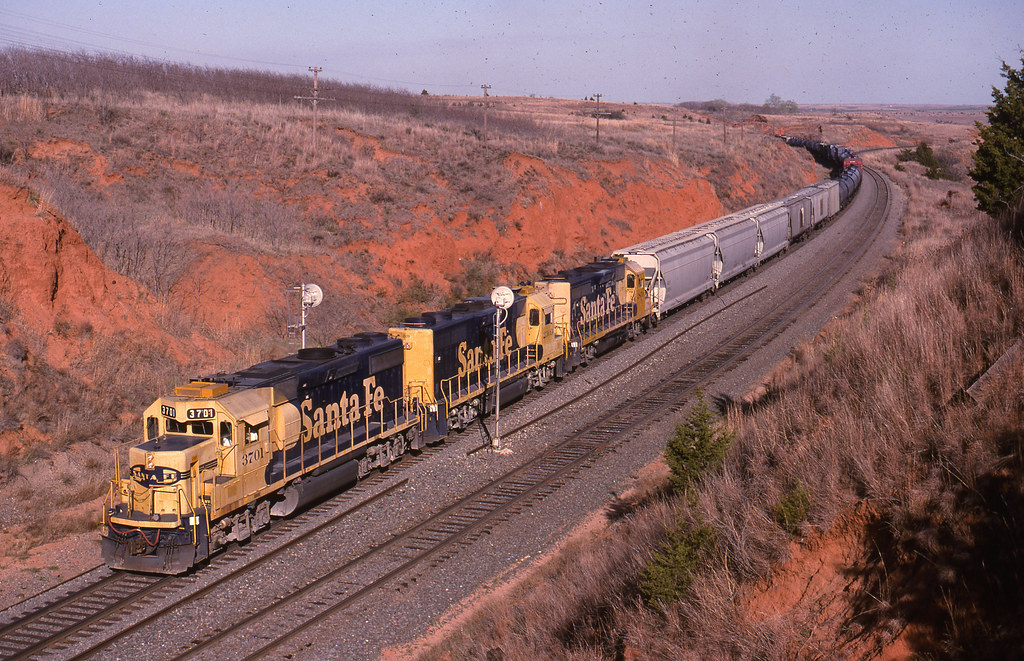 Train HKCAM1 at Quinlan, Oklahoma April 16, 1994 Flickr