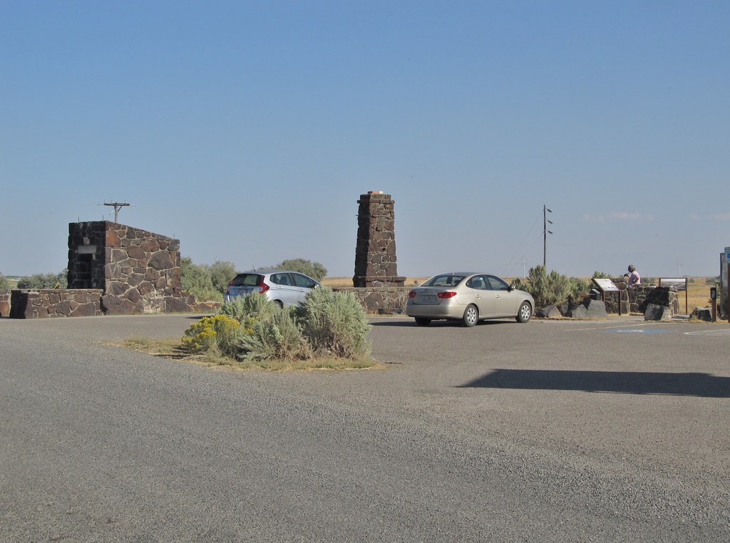 Minidoka National Historic Site Camp entrance with the rui… Flickr