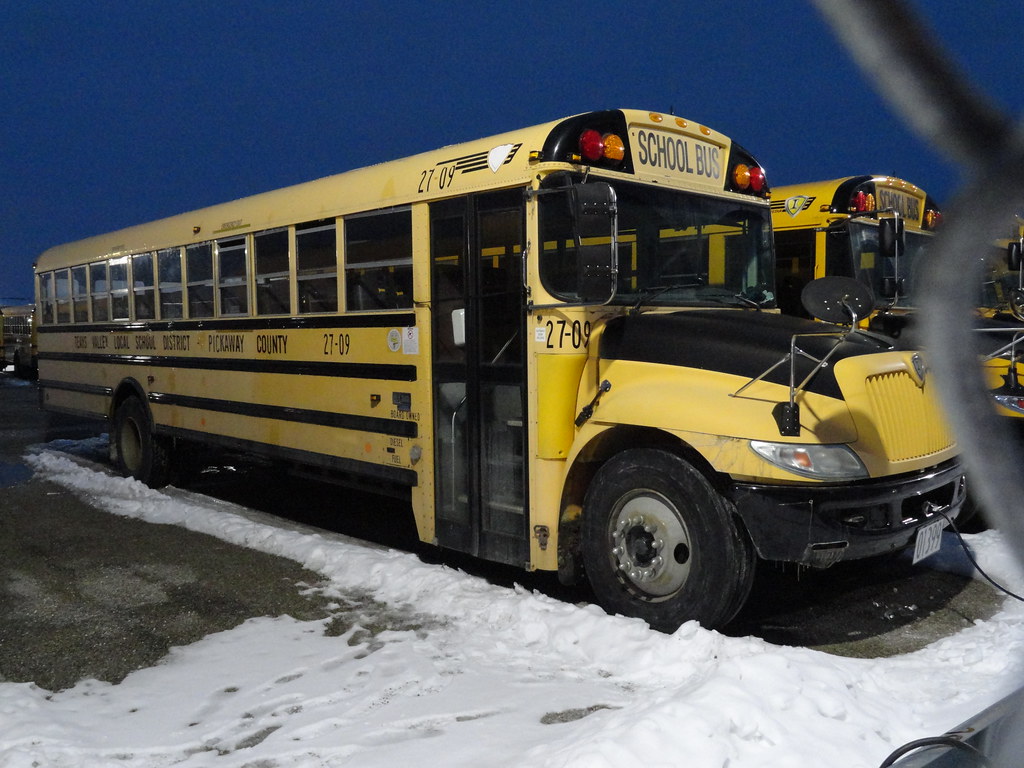Teays Valley Local School District 2709 Bus lot Ashvill… Flickr