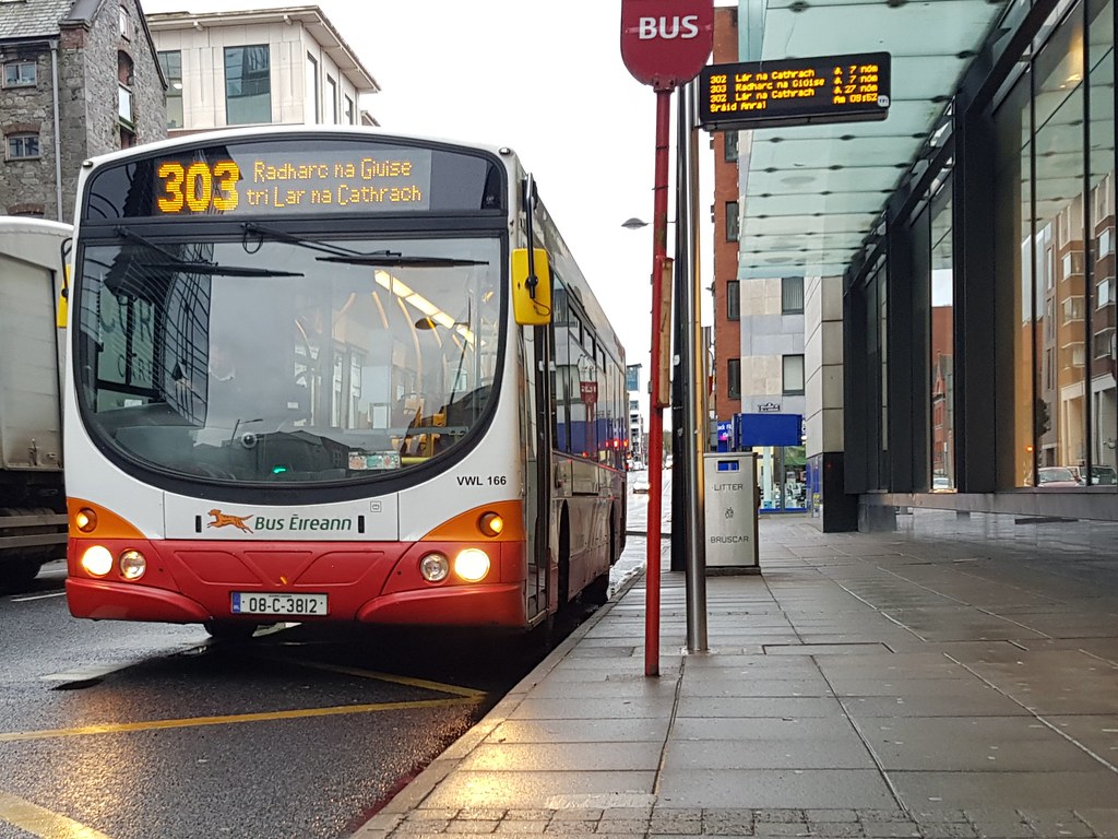 Bus Éireann (Roxborough, Limerick) Wright Eclipse Volvo B7… Flickr