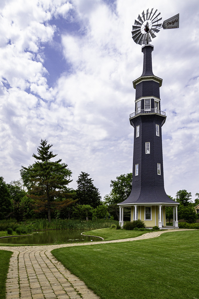 The Oughton Estate Windmill 2 The windmill at Oughton Esta… Flickr